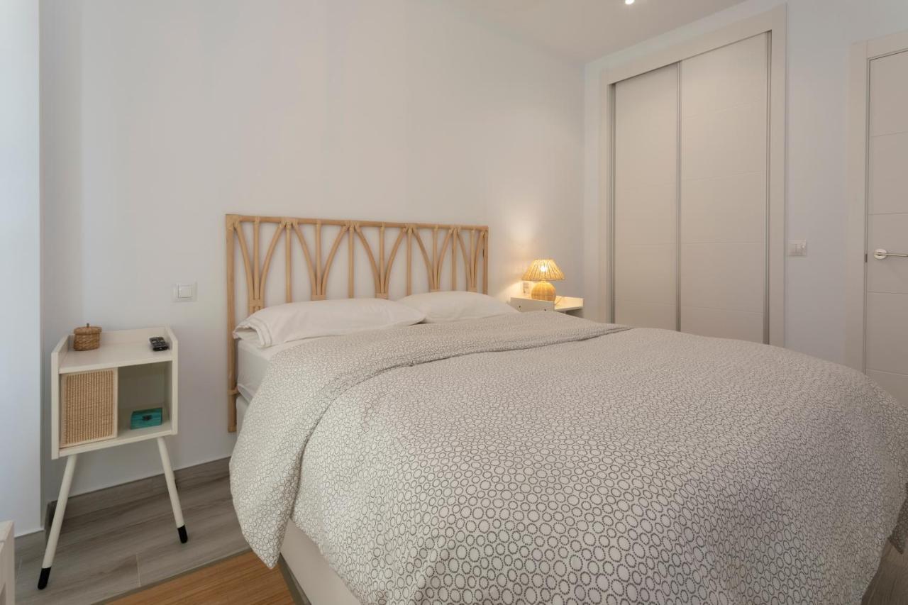 Ferienwohnung Marina Real 4 Frente Al Puerto Nautico Dénia Exterior foto